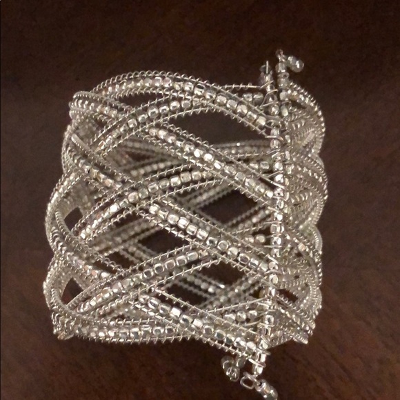 Silver Rhinestone stretch cuff. Very nice! - Picture 4 of 5